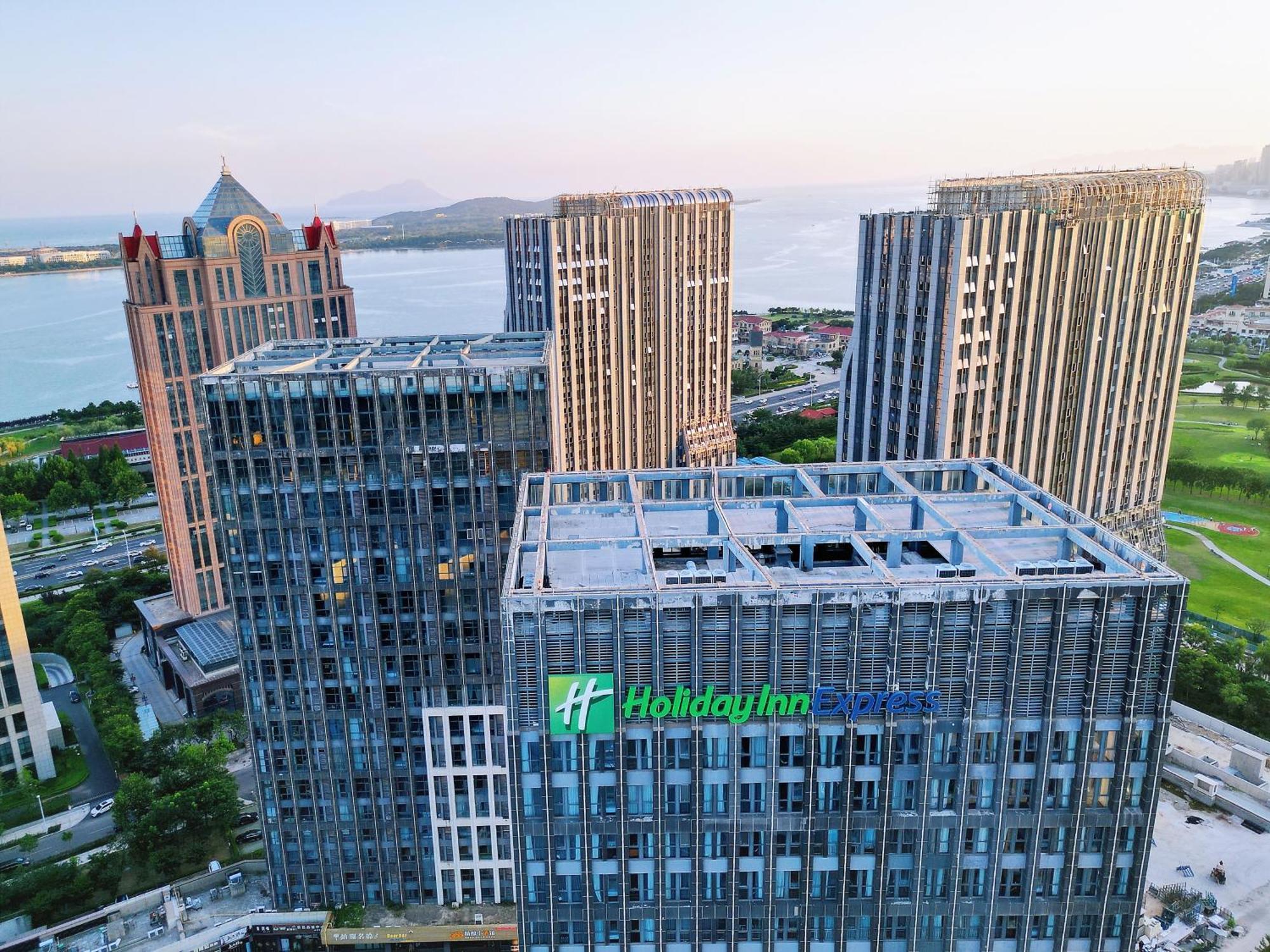 Holiday Inn Express - Qingdao West Coast, An Ihg Hotel Exterior foto